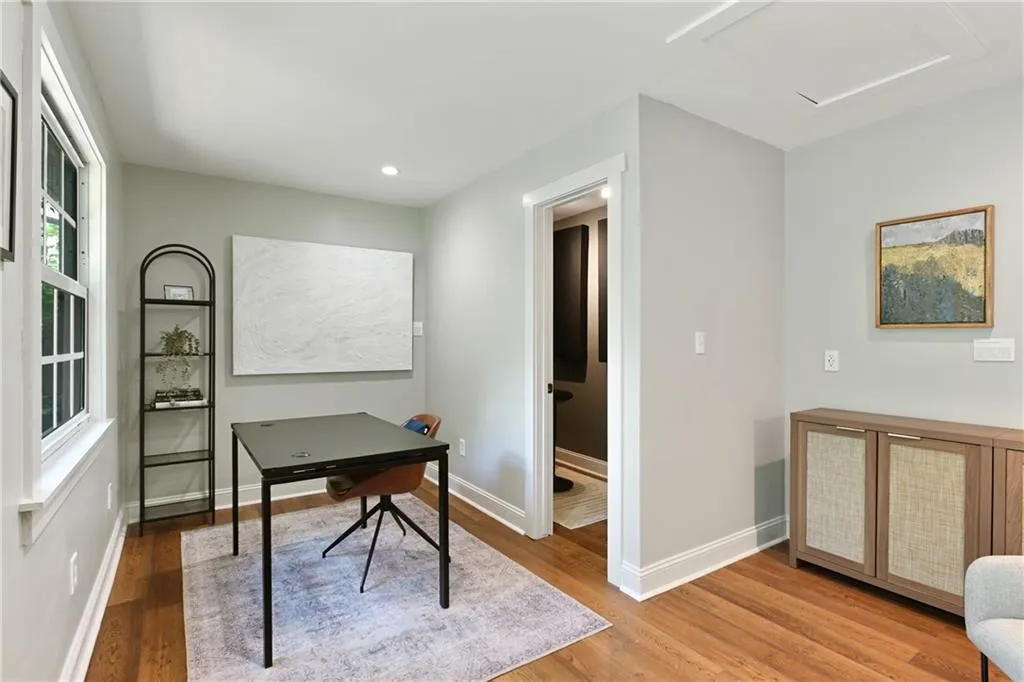 2067 Fairhaven Circle Ne, Atlanta, Georgia 30305, 2 Bedrooms Bedrooms, ,2 BathroomsBathrooms,Residential,For Sale,2067 Fairhaven Circle Ne,7637398