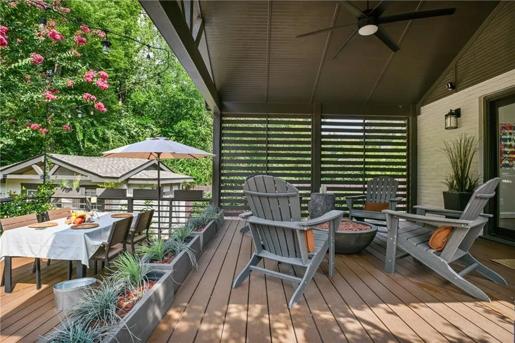 2067 Fairhaven Circle Ne, Atlanta, Georgia 30305, 2 Bedrooms Bedrooms, ,2 BathroomsBathrooms,Residential,For Sale,2067 Fairhaven Circle Ne,7637398