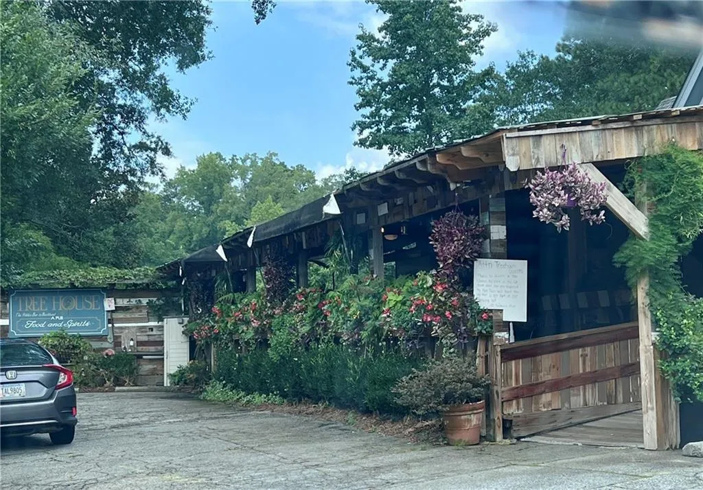 2067 Fairhaven Circle Ne, Atlanta, Georgia 30305, 2 Bedrooms Bedrooms, ,2 BathroomsBathrooms,Residential,For Sale,2067 Fairhaven Circle Ne,7637398