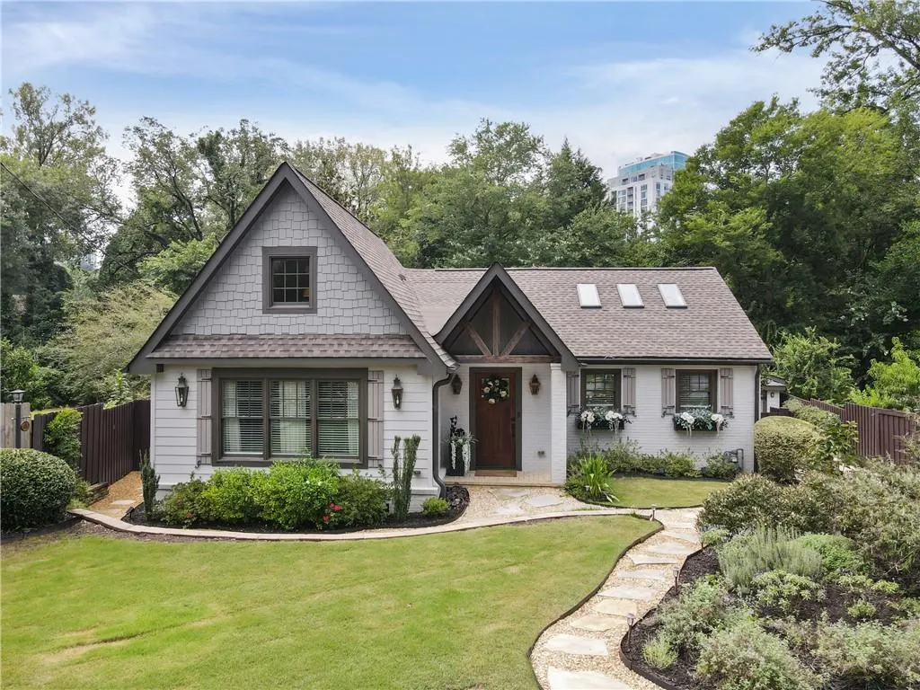 2067 Fairhaven Circle Ne, Atlanta, Georgia 30305, 2 Bedrooms Bedrooms, ,2 BathroomsBathrooms,Residential,For Sale,2067 Fairhaven Circle Ne,7637398