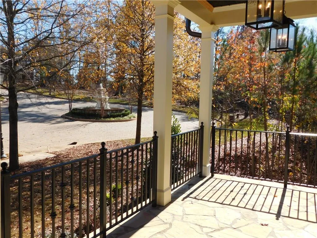 485 Belada Boulevard, Sandy Springs, Georgia 30342, 5 Bedrooms Bedrooms, ,5 BathroomsBathrooms,Residential,Sold,485 Belada Boulevard,5536907