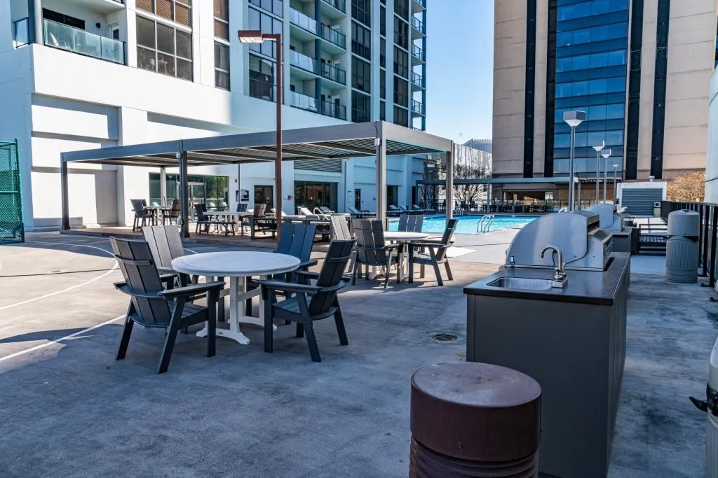 1280 W Peachtree Street Nw Unit 914, Atlanta, Georgia 30309, 1 Bedroom Bedrooms, ,1 BathroomBathrooms,Residential,For Sale,1280 W Peachtree Street Nw Unit 914,7489806