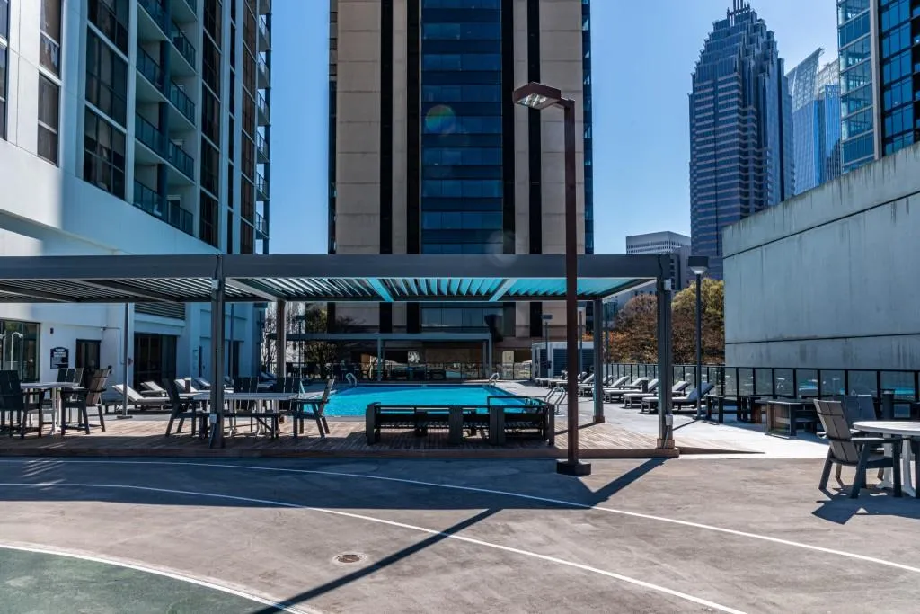 1280 W Peachtree Street Nw Unit 914, Atlanta, Georgia 30309, 1 Bedroom Bedrooms, ,1 BathroomBathrooms,Residential,For Sale,1280 W Peachtree Street Nw Unit 914,7489806