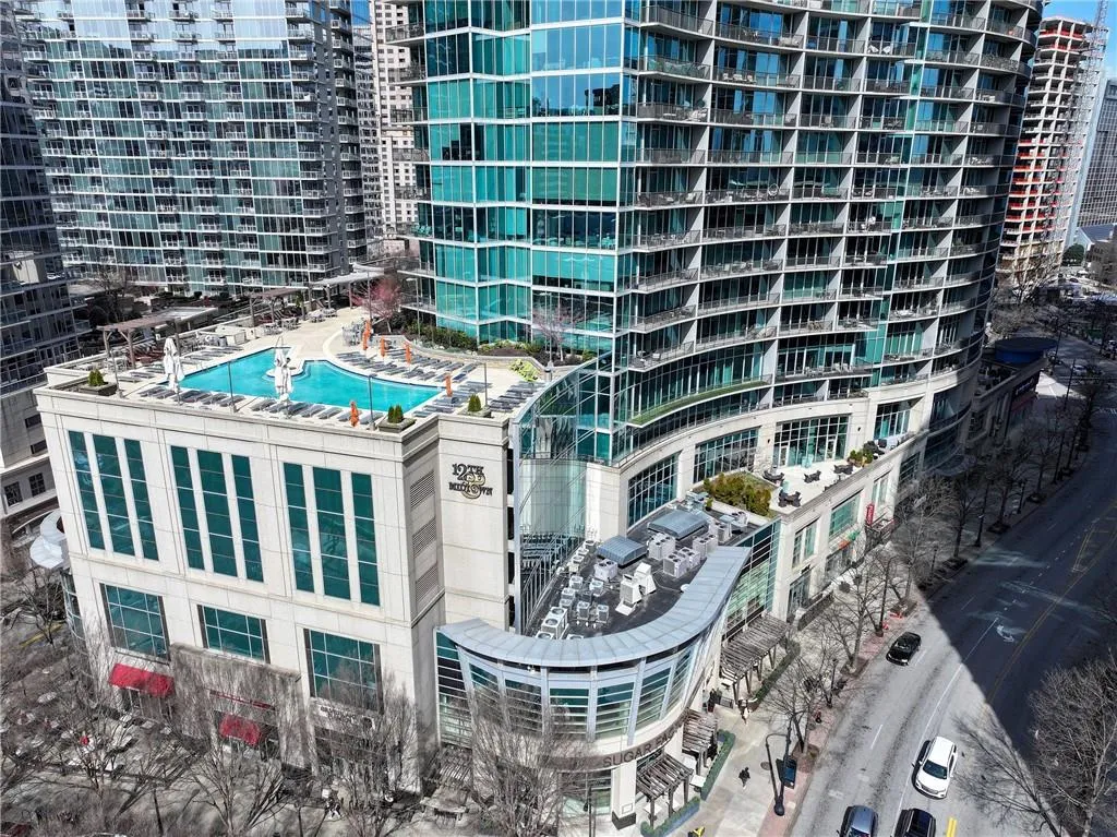 1080 Peachtree Street Ne Unit 2108, Atlanta, Georgia 30309, 1 Bedroom Bedrooms, ,1 BathroomBathrooms,Residential,For Sale,1080 Peachtree Street Ne Unit 2108,7523397