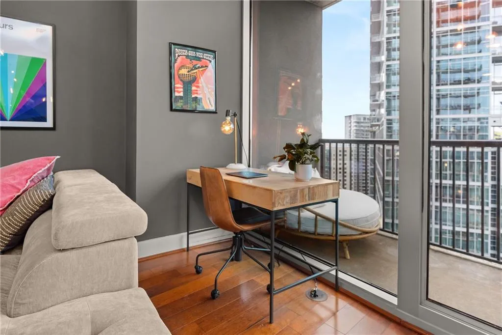 1080 Peachtree Street Ne Unit 2108, Atlanta, Georgia 30309, 1 Bedroom Bedrooms, ,1 BathroomBathrooms,Residential,For Sale,1080 Peachtree Street Ne Unit 2108,7523397