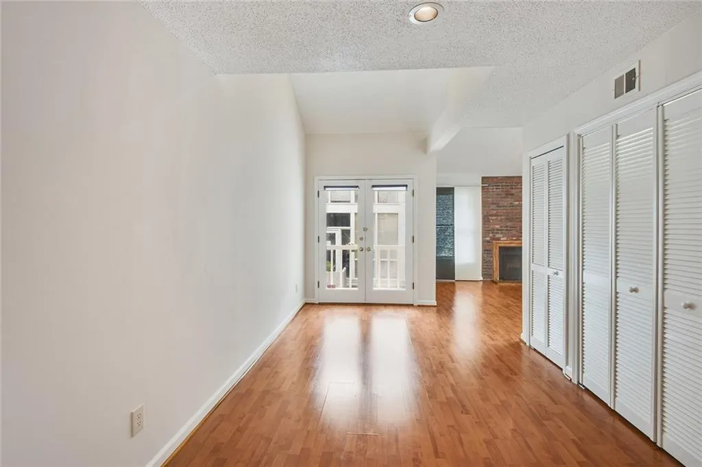 887 Juniper Street Unit K, Atlanta, Georgia 30309, 2 Bedrooms Bedrooms, ,2 BathroomsBathrooms,Residential,Sold,887 Juniper Street Unit K,6009948