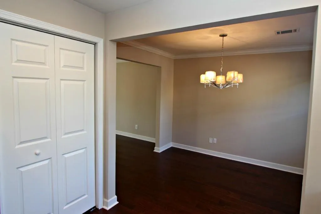 265 Winding River Drive Unit F, Sandy Springs, Georgia 30350, 2 Bedrooms Bedrooms, ,1 BathroomBathrooms,Residential,Sold,265 Winding River Drive Unit F,5628036