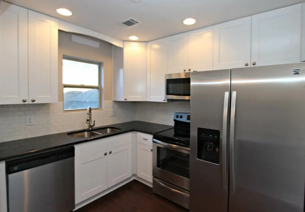 265 Winding River Drive Unit F, Sandy Springs, Georgia 30350, 2 Bedrooms Bedrooms, ,1 BathroomBathrooms,Residential,Sold,265 Winding River Drive Unit F,5628036