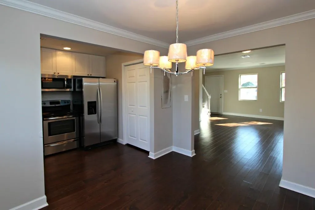 265 Winding River Drive Unit F, Sandy Springs, Georgia 30350, 2 Bedrooms Bedrooms, ,1 BathroomBathrooms,Residential,Sold,265 Winding River Drive Unit F,5628036