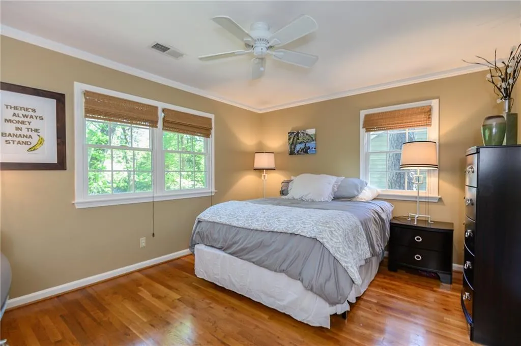 280 Old College Way, Atlanta, Georgia 30328, 5 Bedrooms Bedrooms, ,3 BathroomsBathrooms,Residential,Sold,280 Old College Way,6538184