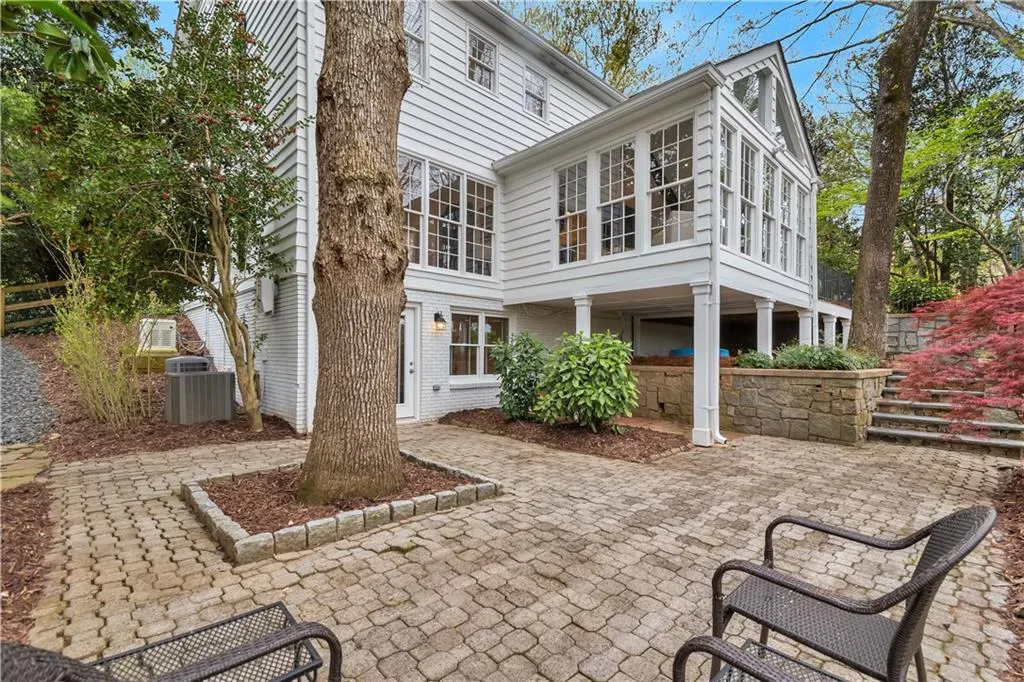 9030 River Run, Sandy Springs, Georgia 30350, 5 Bedrooms Bedrooms, ,4 BathroomsBathrooms,Residential,Sold,9030 River Run,7033039