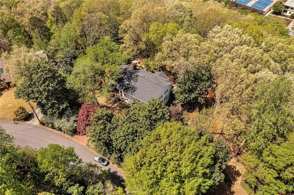 9030 River Run, Sandy Springs, Georgia 30350, 5 Bedrooms Bedrooms, ,4 BathroomsBathrooms,Residential,Sold,9030 River Run,7033039