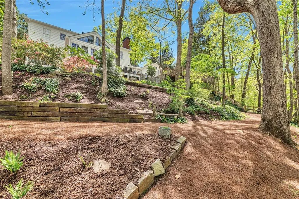 9030 River Run, Sandy Springs, Georgia 30350, 5 Bedrooms Bedrooms, ,4 BathroomsBathrooms,Residential,Sold,9030 River Run,7033039