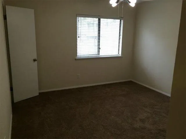 572 Northridge Crossing Drive, Sandy Springs, Georgia 30350, 2 Bedrooms Bedrooms, ,2 BathroomsBathrooms,Residential,Sold,572 Northridge Crossing Drive,6726535