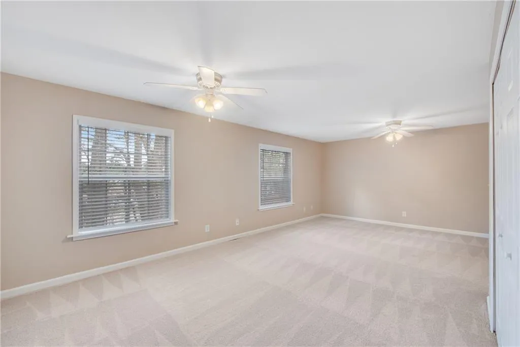 503 Brighton Point, Sandy Springs, Georgia 30328, 2 Bedrooms Bedrooms, ,2 BathroomsBathrooms,Residential,Sold,503 Brighton Point,6853288