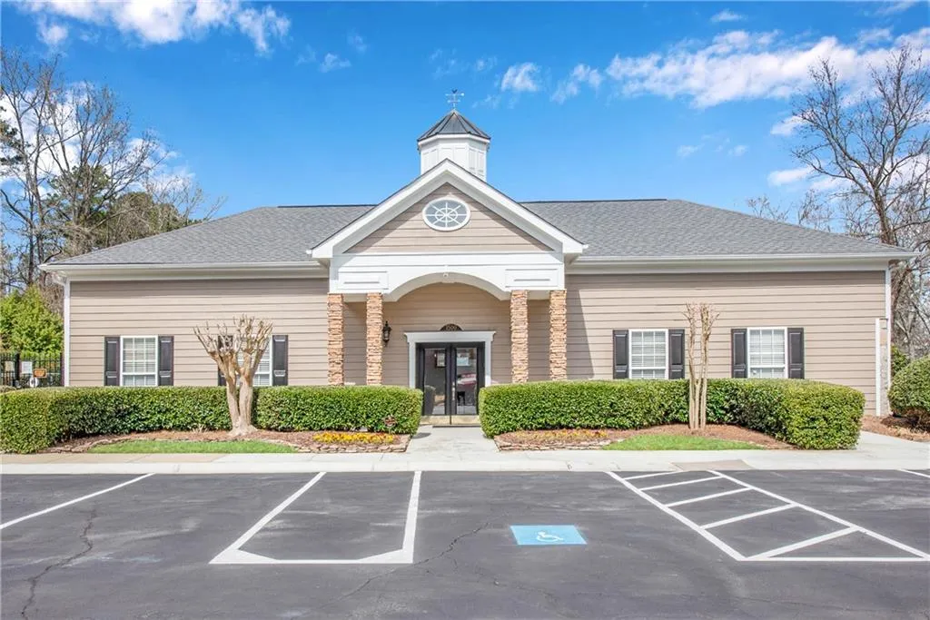 503 Brighton Point, Sandy Springs, Georgia 30328, 2 Bedrooms Bedrooms, ,2 BathroomsBathrooms,Residential,Sold,503 Brighton Point,6853288