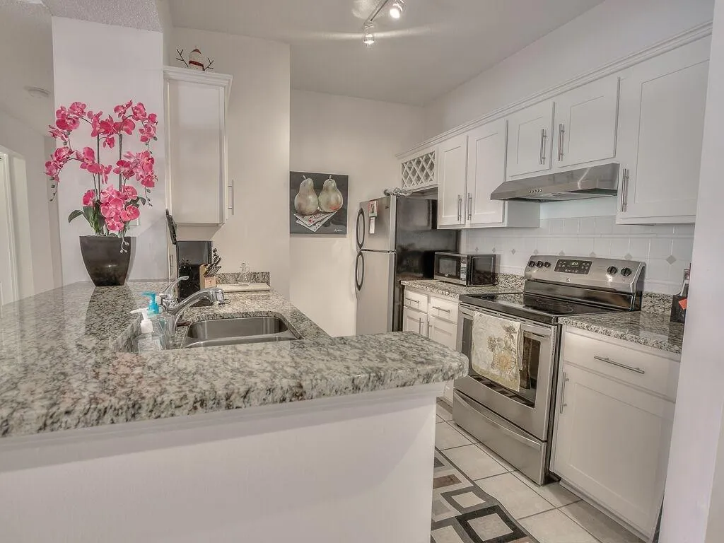 955 Ne Juniper Street Ne Unit 3227, Atlanta, Georgia 30309, 1 Bedroom Bedrooms, ,1 BathroomBathrooms,Residential,Sold,955 Ne Juniper Street Ne Unit 3227,5773633