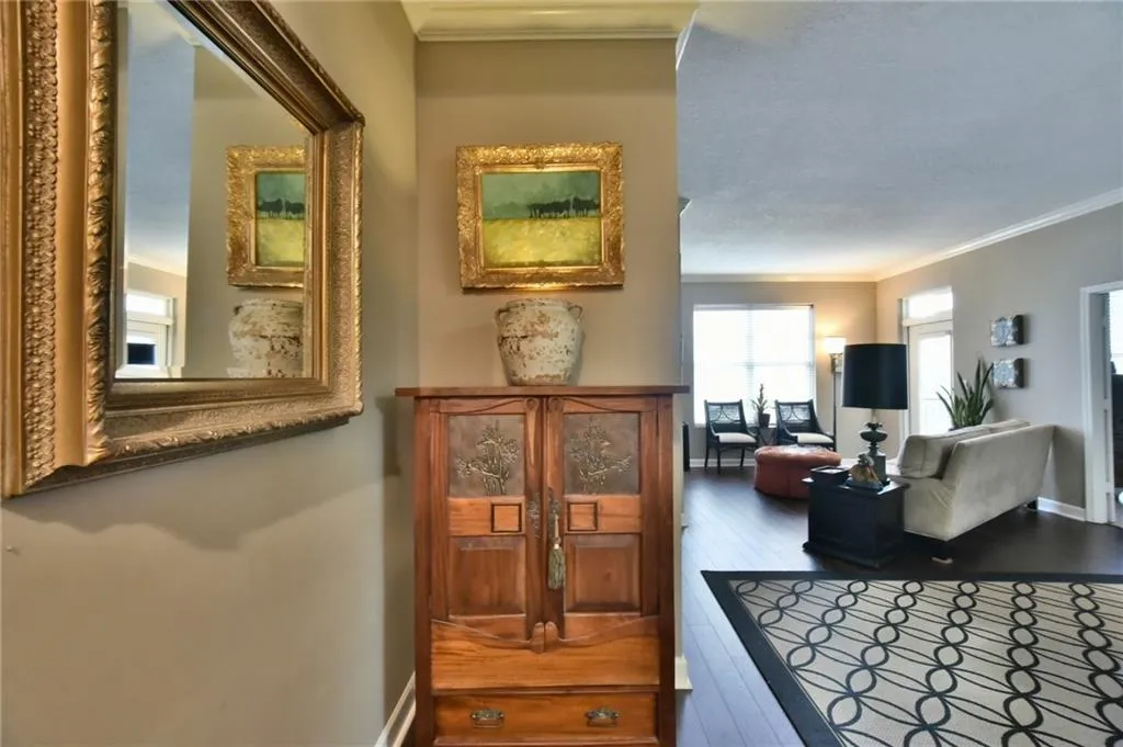 1101 Juniper Street Ne Unit 623, Atlanta, Georgia 30309, 2 Bedrooms Bedrooms, ,2 BathroomsBathrooms,Residential,Sold,1101 Juniper Street Ne Unit 623,5707833
