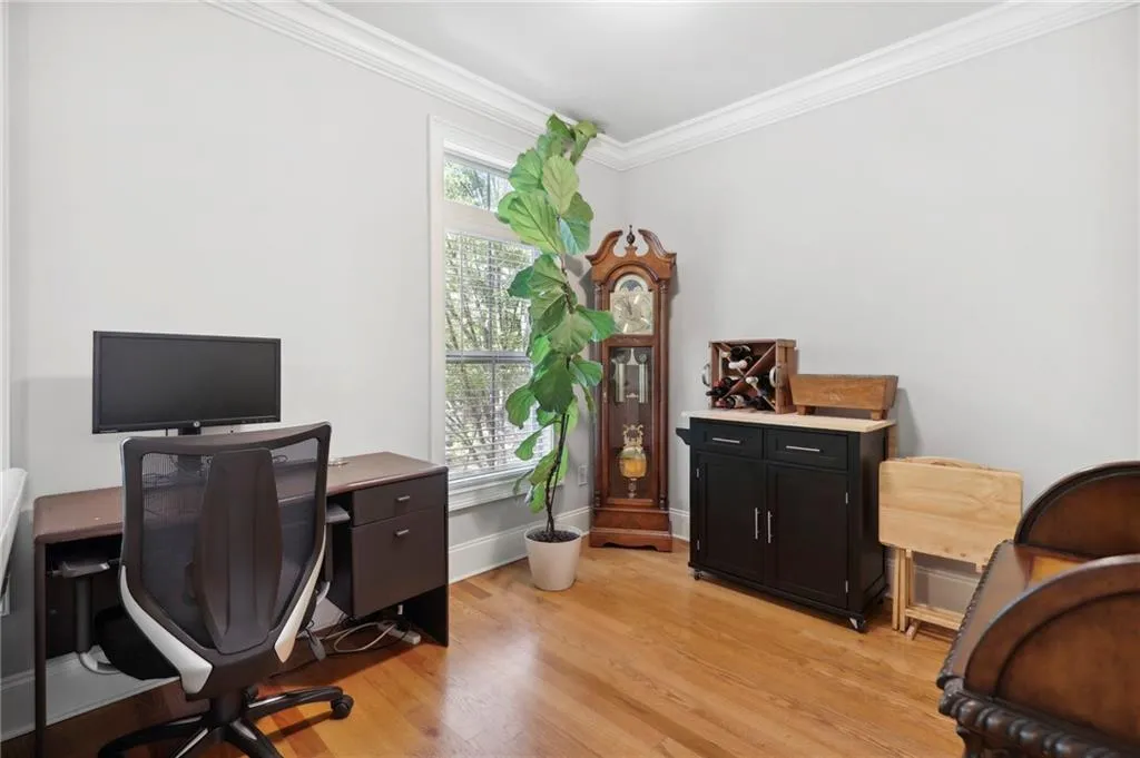 823 Perennial Drive, Sandy Springs, Georgia 30328, 3 Bedrooms Bedrooms, ,2 BathroomsBathrooms,Residential,Sold,823 Perennial Drive,7069690