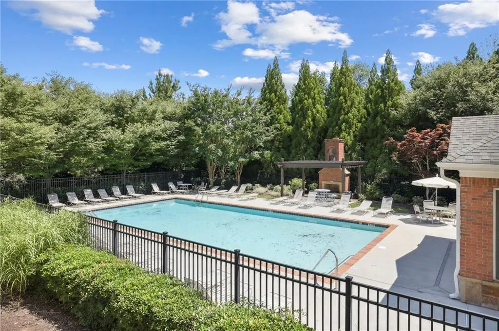 823 Perennial Drive, Sandy Springs, Georgia 30328, 3 Bedrooms Bedrooms, ,2 BathroomsBathrooms,Residential,Sold,823 Perennial Drive,7069690