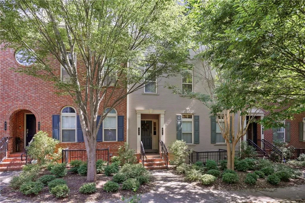 823 Perennial Drive, Sandy Springs, Georgia 30328, 3 Bedrooms Bedrooms, ,2 BathroomsBathrooms,Residential,Sold,823 Perennial Drive,7069690