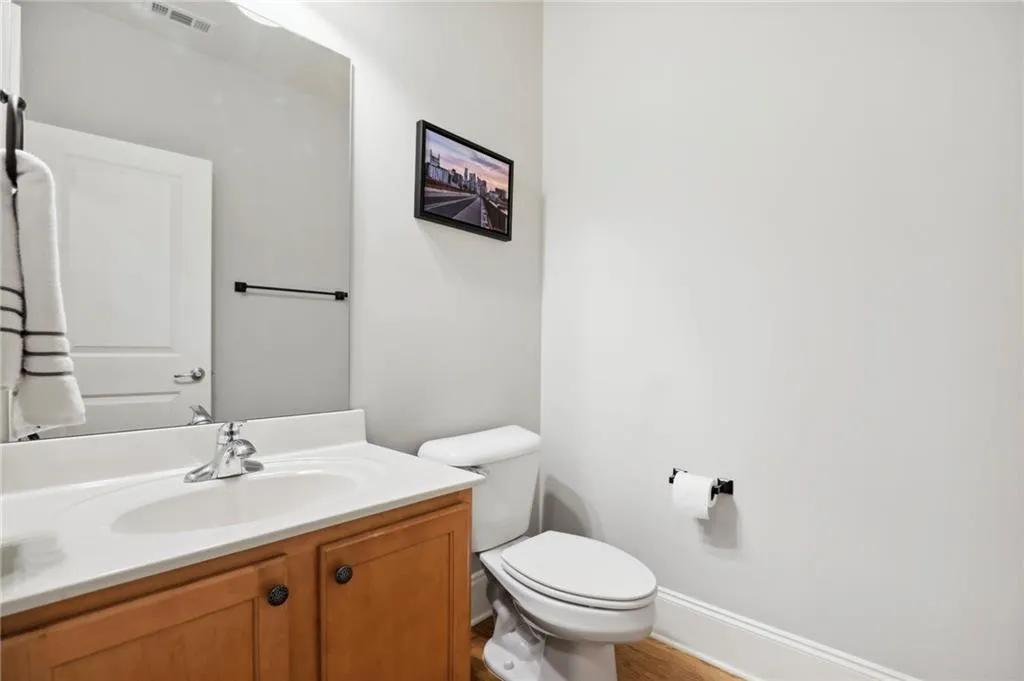 823 Perennial Drive, Sandy Springs, Georgia 30328, 3 Bedrooms Bedrooms, ,2 BathroomsBathrooms,Residential,Sold,823 Perennial Drive,7069690