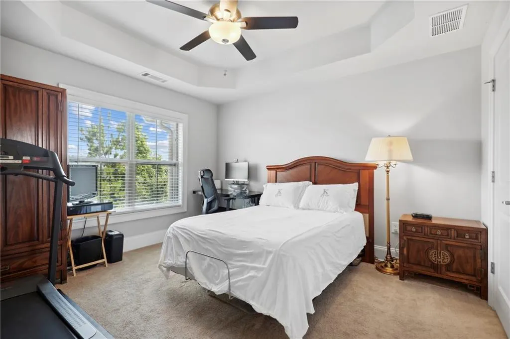 823 Perennial Drive, Sandy Springs, Georgia 30328, 3 Bedrooms Bedrooms, ,2 BathroomsBathrooms,Residential,Sold,823 Perennial Drive,7069690