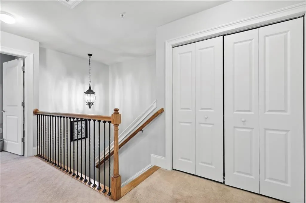 823 Perennial Drive, Sandy Springs, Georgia 30328, 3 Bedrooms Bedrooms, ,2 BathroomsBathrooms,Residential,Sold,823 Perennial Drive,7069690