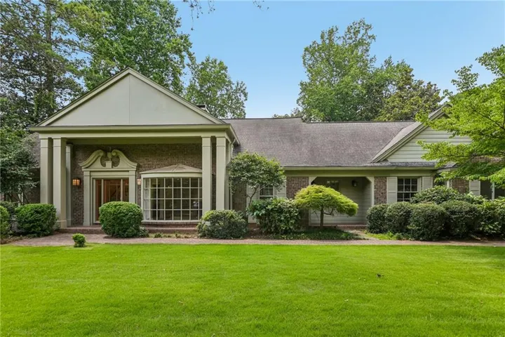 3135 Spalding Drive, Atlanta, Georgia 30350