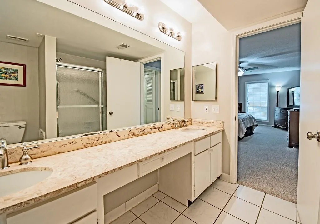 6851 Roswell Road Unit N-16, Sandy Springs, Georgia 30328, 3 Bedrooms Bedrooms, ,2 BathroomsBathrooms,Residential,Sold,6851 Roswell Road Unit N-16,6725913