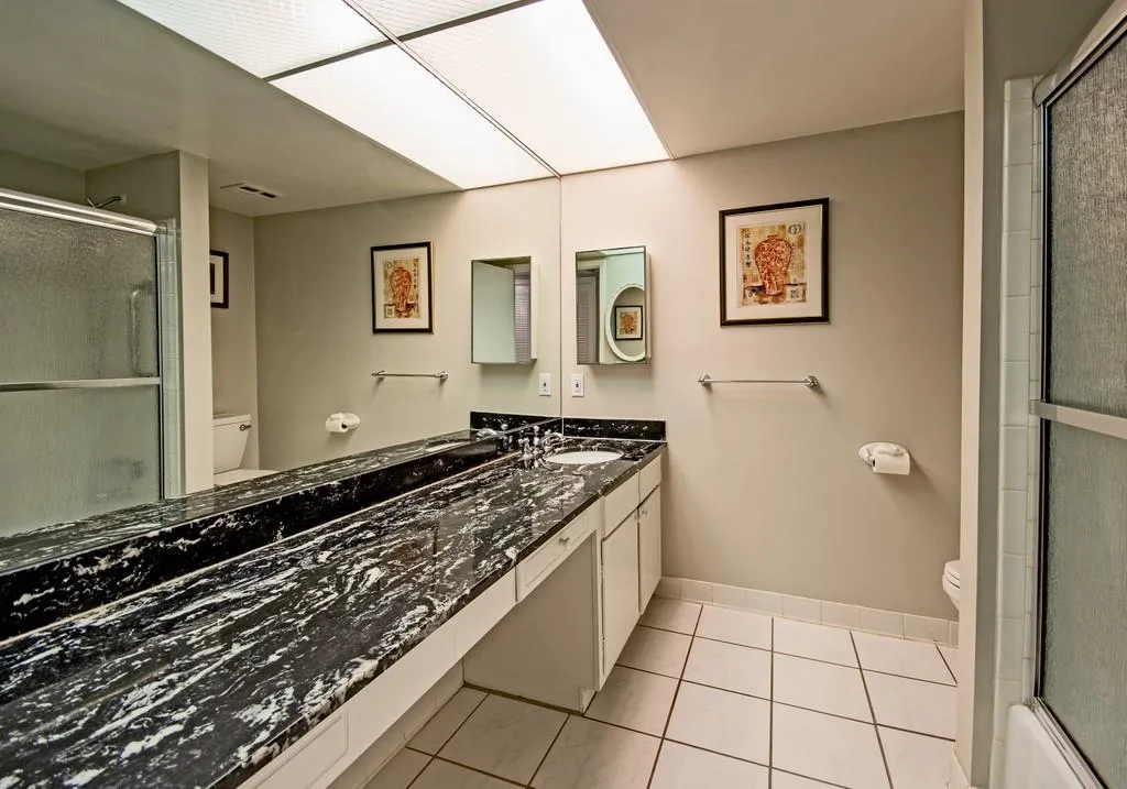 6851 Roswell Road Unit N-16, Sandy Springs, Georgia 30328, 3 Bedrooms Bedrooms, ,2 BathroomsBathrooms,Residential,Sold,6851 Roswell Road Unit N-16,6725913