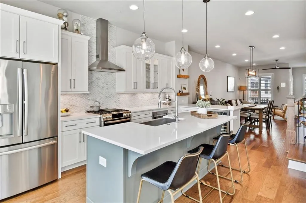 4340 Parkside Place, Sandy Springs, Georgia 30342, 3 Bedrooms Bedrooms, ,3 BathroomsBathrooms,Residential,Sold,4340 Parkside Place,6948247