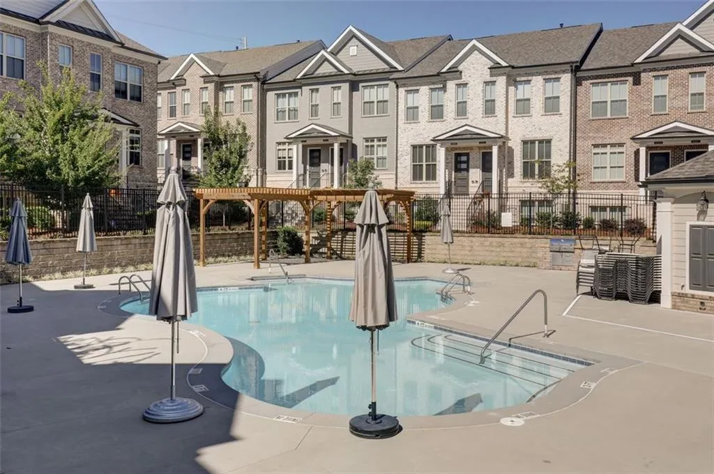 4340 Parkside Place, Sandy Springs, Georgia 30342, 3 Bedrooms Bedrooms, ,3 BathroomsBathrooms,Residential,Sold,4340 Parkside Place,6948247