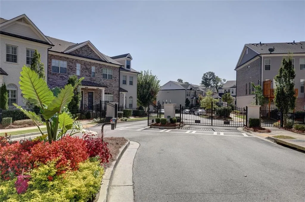 4340 Parkside Place, Sandy Springs, Georgia 30342, 3 Bedrooms Bedrooms, ,3 BathroomsBathrooms,Residential,Sold,4340 Parkside Place,6948247