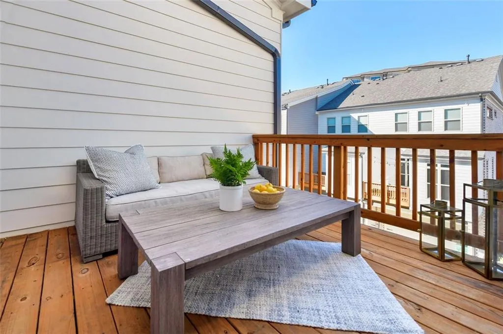 4340 Parkside Place, Sandy Springs, Georgia 30342, 3 Bedrooms Bedrooms, ,3 BathroomsBathrooms,Residential,Sold,4340 Parkside Place,6948247