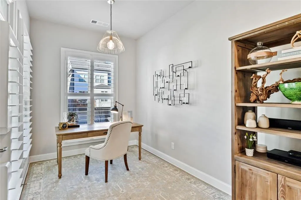 4340 Parkside Place, Sandy Springs, Georgia 30342, 3 Bedrooms Bedrooms, ,3 BathroomsBathrooms,Residential,Sold,4340 Parkside Place,6948247