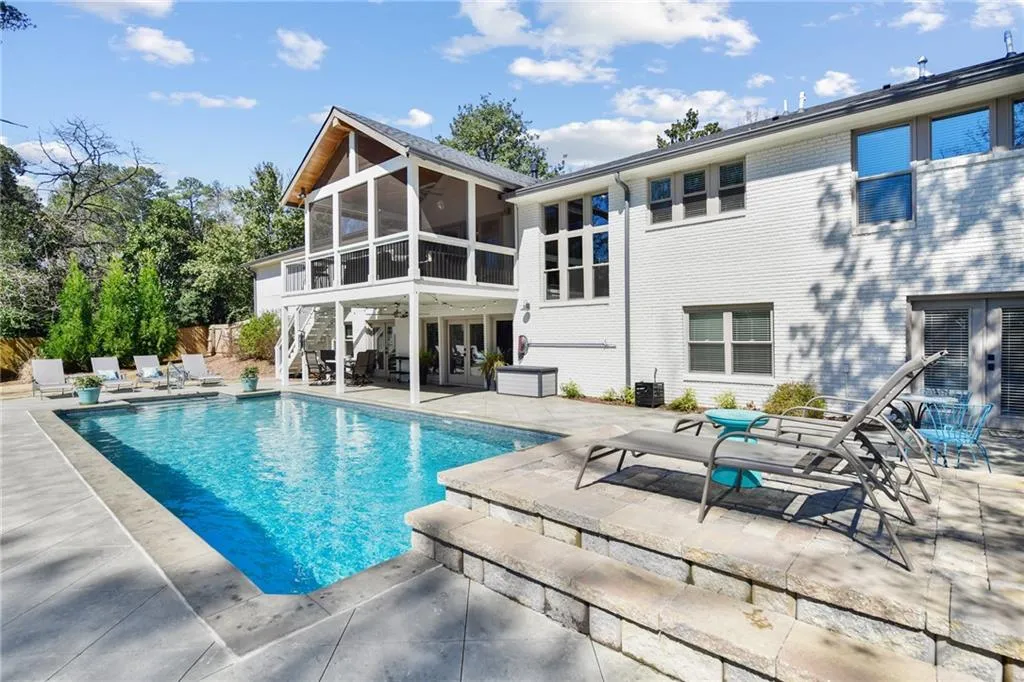 50 Michelle Circle, Atlanta, Georgia 30342, 4 Bedrooms Bedrooms, ,3 BathroomsBathrooms,Residential,Sold,50 Michelle Circle,6694042