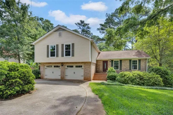 2416 Fieldstone Drive, Conyers, Georgia 30013