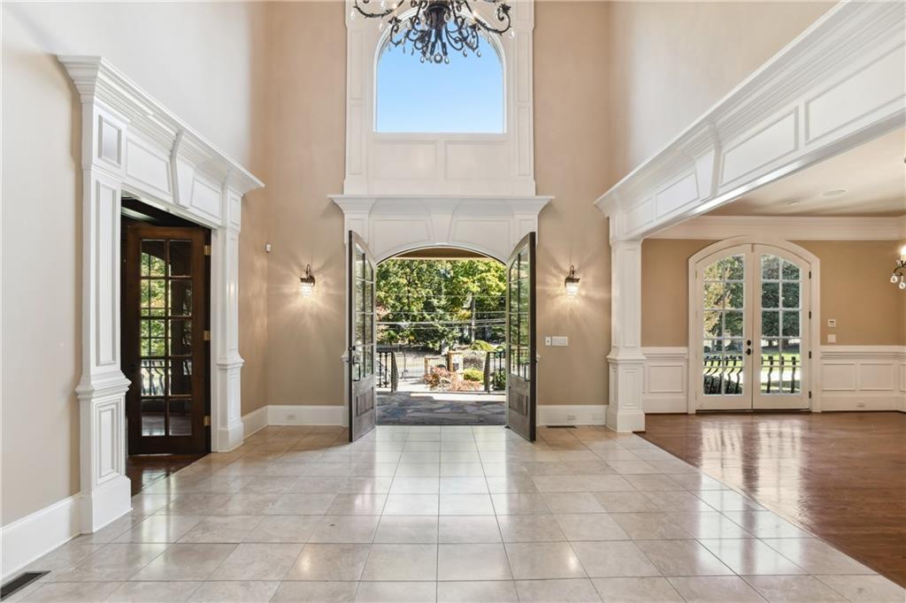 330 Heards Ferry Road, Sandy Springs, Georgia 30328, 8 Bedrooms Bedrooms, ,8 BathroomsBathrooms,Residential,Sold,330 Heards Ferry Road,7294870