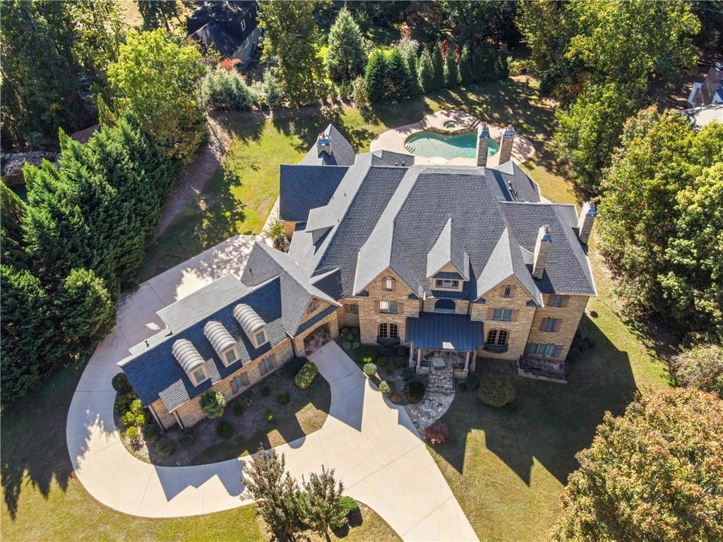 330 Heards Ferry Road, Sandy Springs, Georgia 30328, 8 Bedrooms Bedrooms, ,8 BathroomsBathrooms,Residential,Sold,330 Heards Ferry Road,7294870