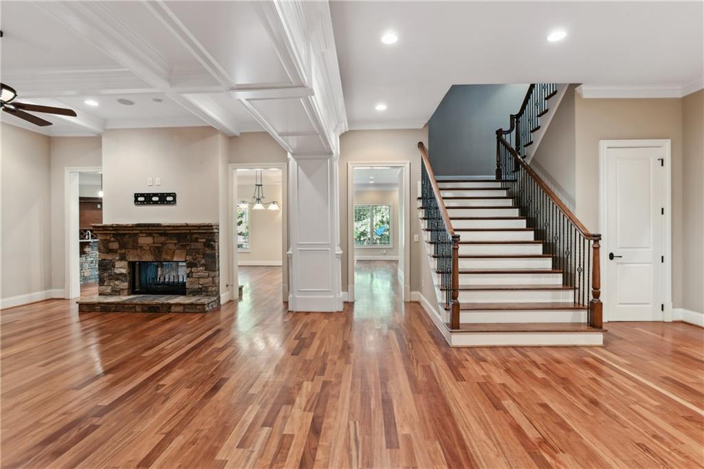 330 Heards Ferry Road, Sandy Springs, Georgia 30328, 8 Bedrooms Bedrooms, ,8 BathroomsBathrooms,Residential,Sold,330 Heards Ferry Road,7294870