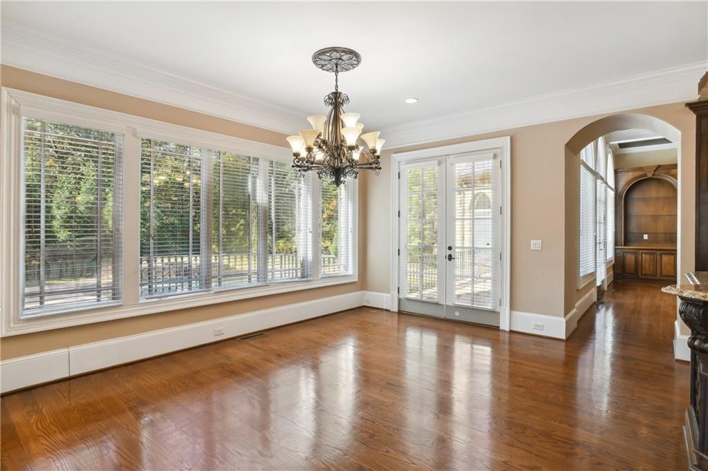 330 Heards Ferry Road, Sandy Springs, Georgia 30328, 8 Bedrooms Bedrooms, ,8 BathroomsBathrooms,Residential,Sold,330 Heards Ferry Road,7294870