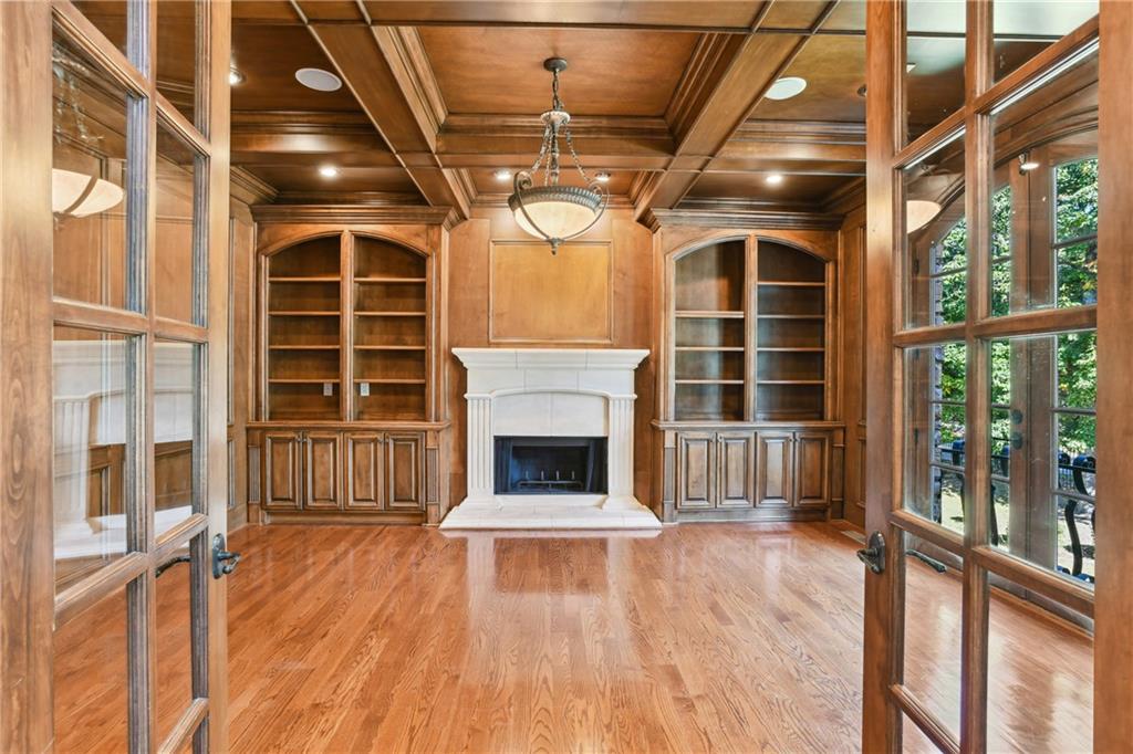 330 Heards Ferry Road, Sandy Springs, Georgia 30328, 8 Bedrooms Bedrooms, ,8 BathroomsBathrooms,Residential,Sold,330 Heards Ferry Road,7294870