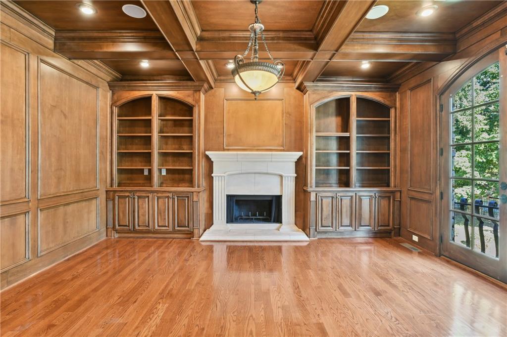 330 Heards Ferry Road, Sandy Springs, Georgia 30328, 8 Bedrooms Bedrooms, ,8 BathroomsBathrooms,Residential,Sold,330 Heards Ferry Road,7294870