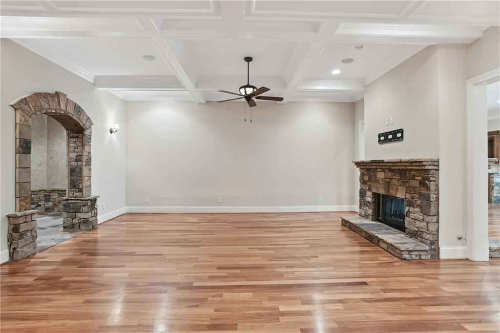 330 Heards Ferry Road, Sandy Springs, Georgia 30328, 8 Bedrooms Bedrooms, ,8 BathroomsBathrooms,Residential,Sold,330 Heards Ferry Road,7294870