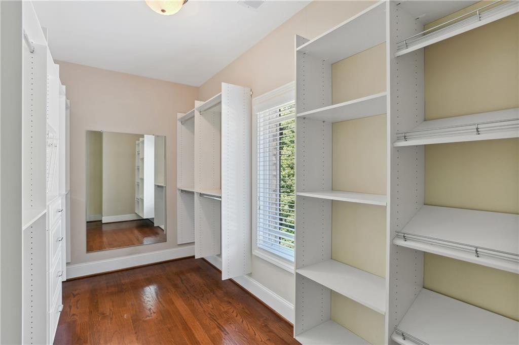 330 Heards Ferry Road, Sandy Springs, Georgia 30328, 8 Bedrooms Bedrooms, ,8 BathroomsBathrooms,Residential,Sold,330 Heards Ferry Road,7294870