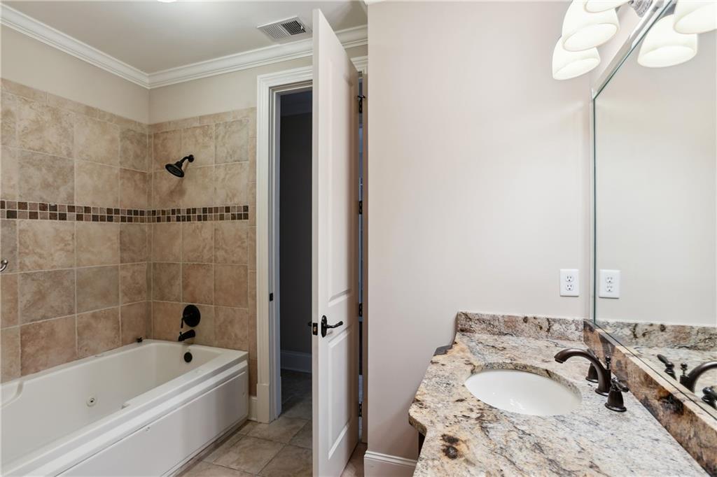 330 Heards Ferry Road, Sandy Springs, Georgia 30328, 8 Bedrooms Bedrooms, ,8 BathroomsBathrooms,Residential,Sold,330 Heards Ferry Road,7294870