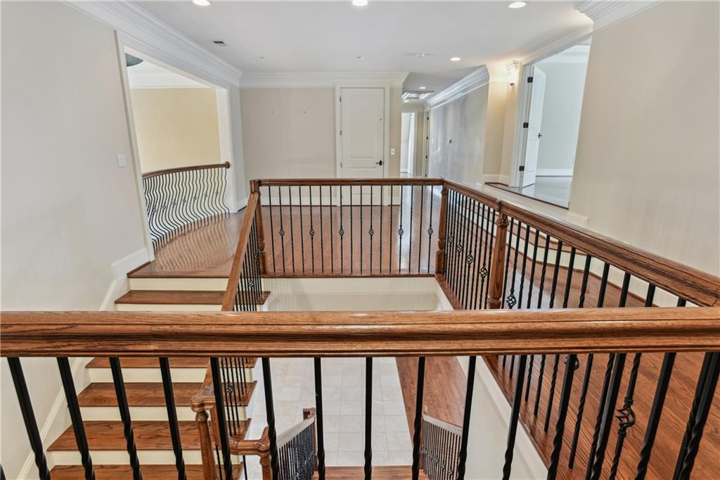 330 Heards Ferry Road, Sandy Springs, Georgia 30328, 8 Bedrooms Bedrooms, ,8 BathroomsBathrooms,Residential,Sold,330 Heards Ferry Road,7294870