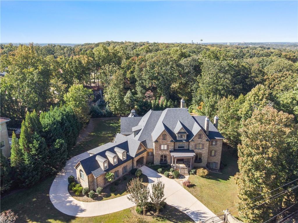 330 Heards Ferry Road, Sandy Springs, Georgia 30328, 8 Bedrooms Bedrooms, ,8 BathroomsBathrooms,Residential,Sold,330 Heards Ferry Road,7294870