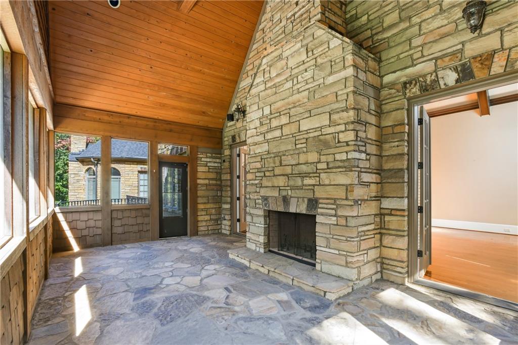 330 Heards Ferry Road, Sandy Springs, Georgia 30328, 8 Bedrooms Bedrooms, ,8 BathroomsBathrooms,Residential,Sold,330 Heards Ferry Road,7294870